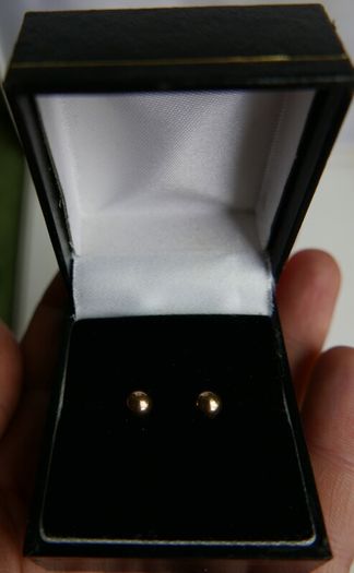 Vintage Sold 9ct Gold 375 Ball Stud Earrings 0,80g