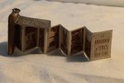 WW1 Photo Souvenir Pendant.