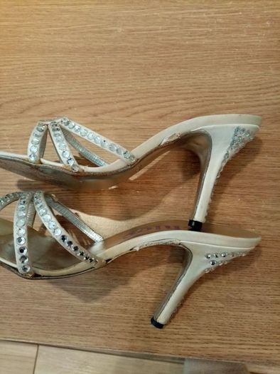Chloe ladies champagne and diamante high heel sandals size 3 /Eu 36