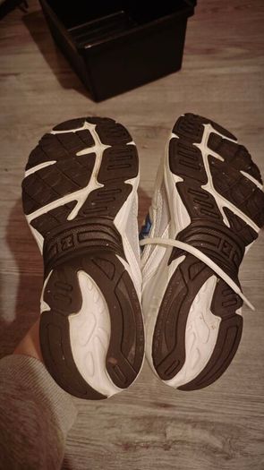 Women shoes
