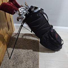 Complete Right Handed Golf Set