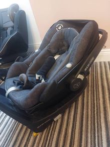 maxi cosi pebble plus and isofix base