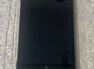 iPad - 8th Gen Apple iPad
