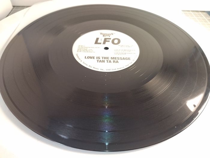 LFO - Tan Ta Ra + Love Is The Message - Tommy Boy Records - Rare US Pressing! EXCLUSIVE LFOwage! QUALITY Early 90s Bleepy TECHNO and BANGIN House BREAKS!