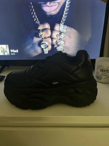 amazing condition buffalo womens shoes