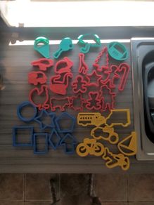 Kids shape cutters