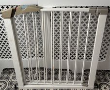 baby stair gates x2