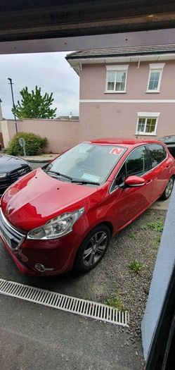 Peugeot 208 1.2 vti Allure
