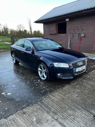 Breaking Audi a5 2010
