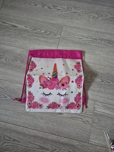 drawstring bag