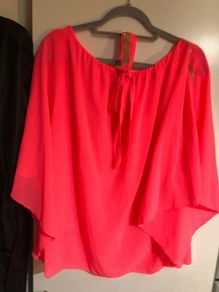 Ladies top size XL