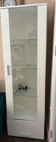 White display cabinet