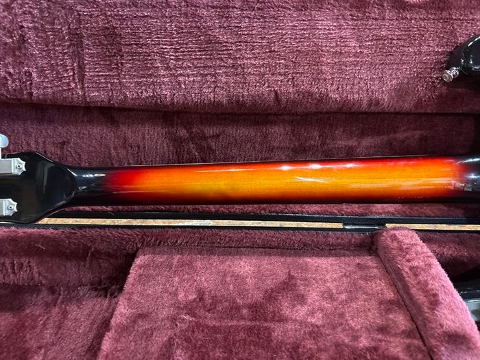 Mosrite Ventures Model Super Custom '65 Sunburst