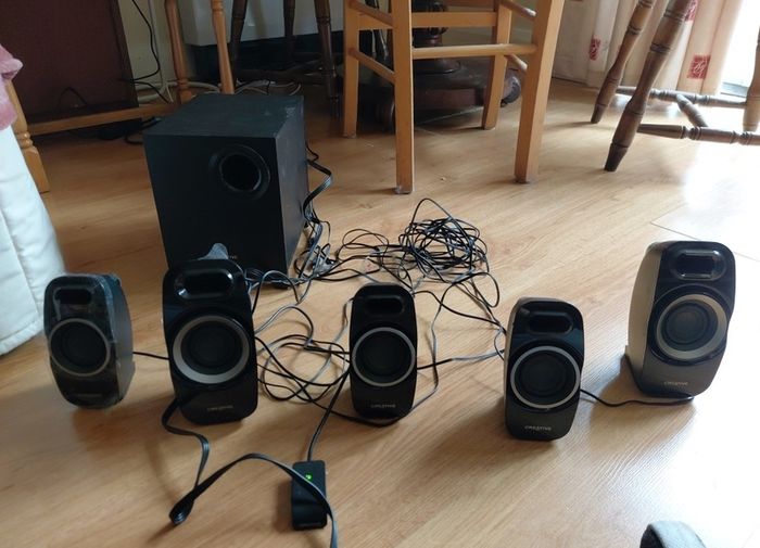 Creative inspire t6300 5.1 speaker set