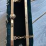 folkster forest green embroidered handbag with gold chain shoulder strap Image 3