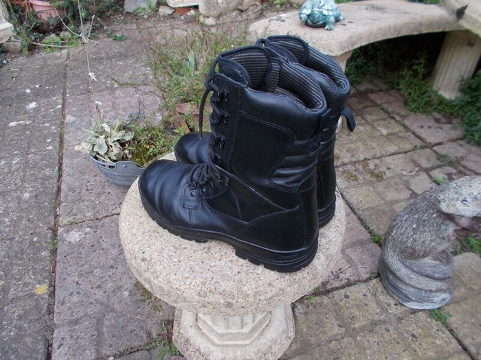 Leather Boots / Vibram Soles / UK12 - EU 46