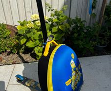 scooter suitcase minions, new and unused, 2 different heights
