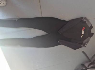 wetsuit