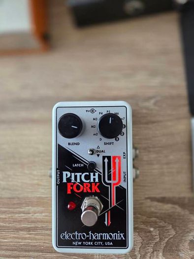 EHX Pitchfork