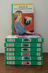 Vintage French Alice Books (Nancy Drew Mysteries) x 7 Colour Illustrations