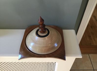 Handturned wooden dish