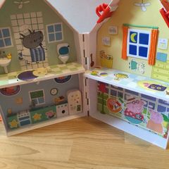 Peppa Pig house