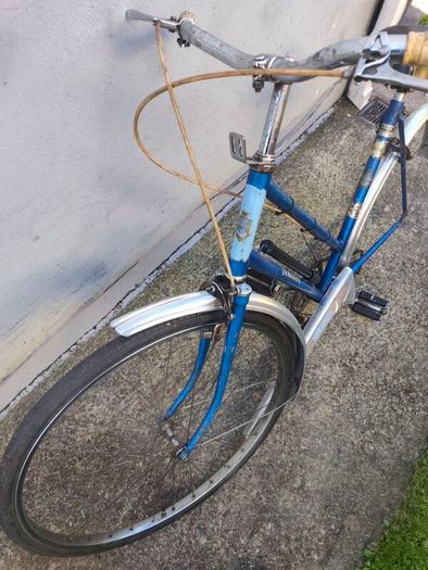 old bike only  need rear wheels!