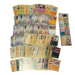 FREE POST  450pcs. Pokemon Trading Cards Bulk Lot (Common / Uncommon) No Energy Cards NM/Mint