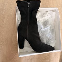 Black Pointed Toe Heeled Ankle Boots Size 6 EU 39