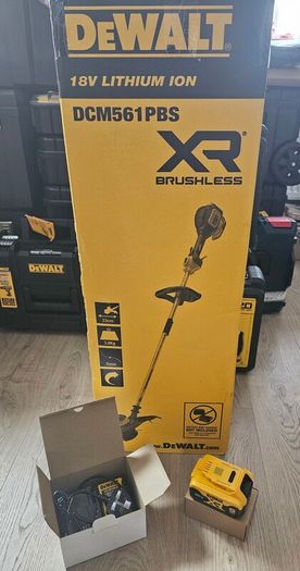 DeWalt DCM561P1S 18V XR Split Shaft String Grass Strimmer Kit