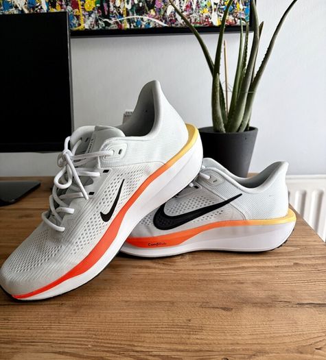 Nike Quest Trainers  - Size 10