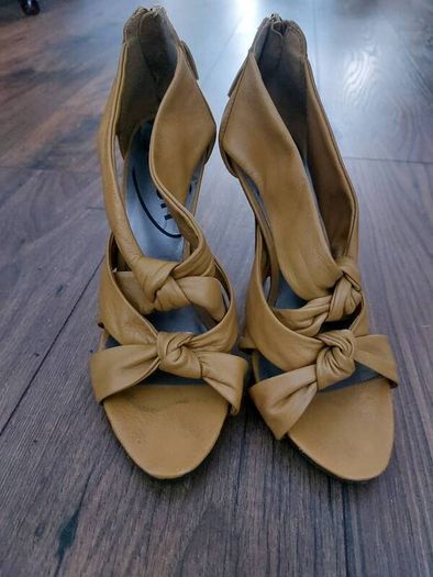 Schuh - Uk6