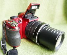 Fujifilm Finepix S4300 Digital Bridge Camera 14MP + 16GB SD Card, works well