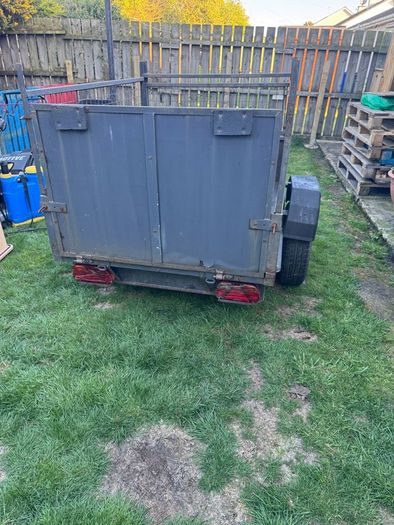 Trailer