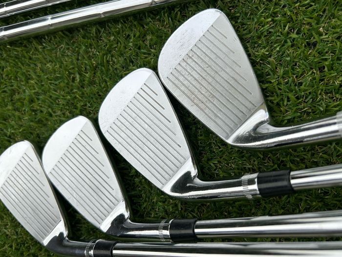 Wilson Staff Model CB irons