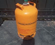 gas bottles (full)