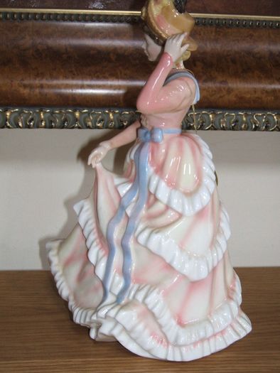 Royal Doulton Figurine Sharon HN 3603