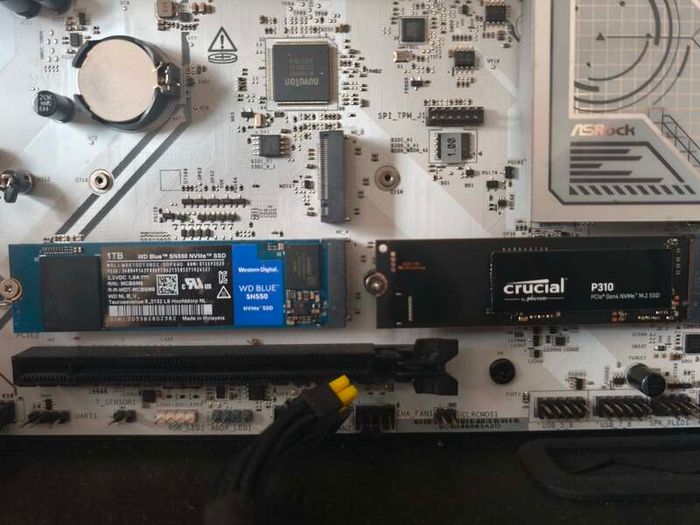[LIKE NEW] Gaming PC - High end RTX 4070 Ti Super 16GB, AMD Ryzen 7 9800x3d