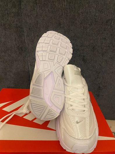 Nike initiator