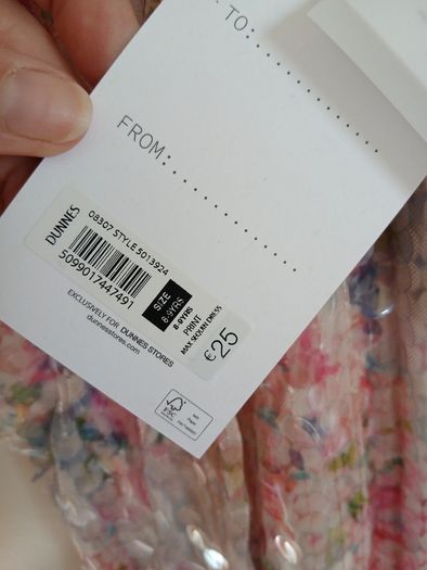 Leigh Tucker beautiful sequin party dress