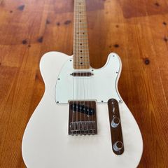 Fender Telecaster 2012 Arctic White with case