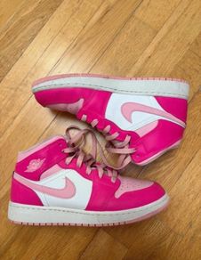 Air Jordan 1 Mid 'Fierce Pink' Size UK 5.5