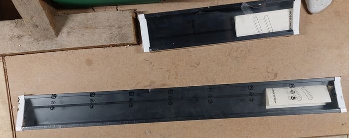 Black picture shelf 115cm