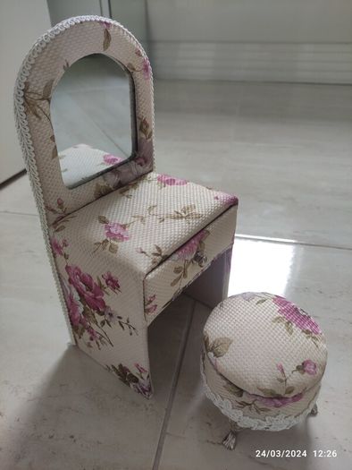 Mini Cute Dresser Jewelry box
