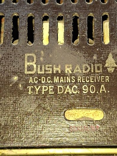 Antique Bakelite Radios, PRICE IS FOR 1 ONLY. Postage Available or Collection