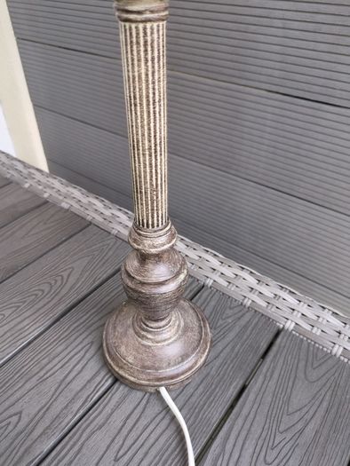 Gorgeous table lamp