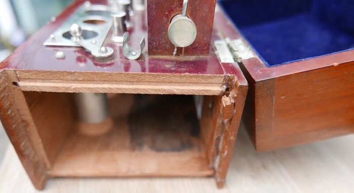 Vintage Electric Coil Ever Ready Vibrating Medical Machine Vintage Ever Ready 1920s Mahogany Boxed Therapeutic Vibrator Machine