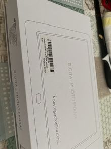 digital photo frame