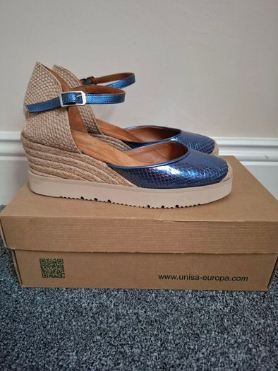 Unisa Espadrilles