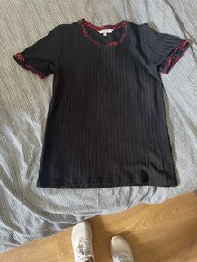 dressy tshirt red herring size 10